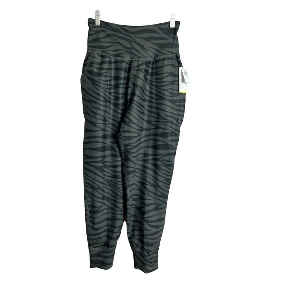 Old Navy Women's Animal Print High Rise Powersoft Jogger Sz M - Picture 1 of 16